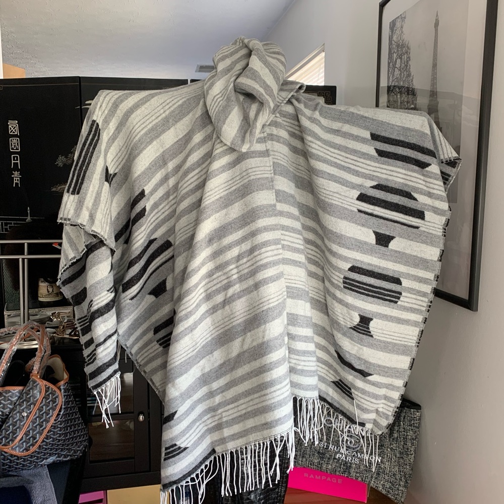Hooded Cape